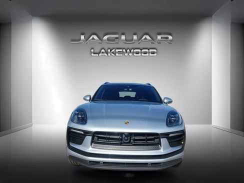 Used 2024 Porsche Macan AWD/4WD image 6