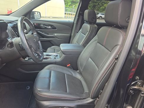 Used 2023 Chevrolet Traverse RS AWD/4WD image 10