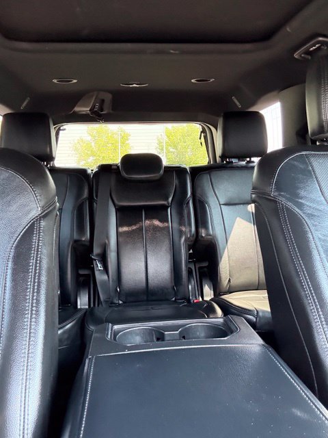 Used 2018 Ford Expedition XLT w/ Equipment Group 202A AWD/4WD image 38