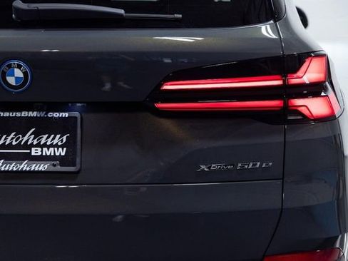 New 2026 BMW X5 xDrive50e image 11