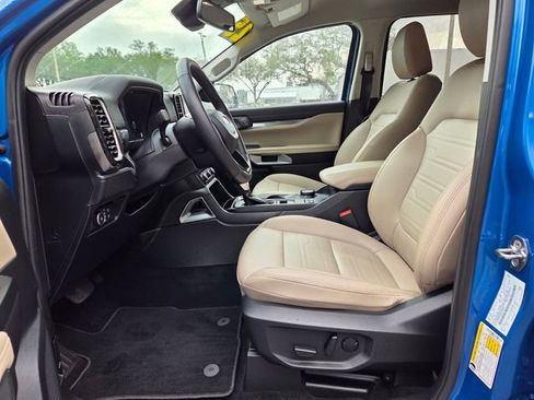 Used 2025 Ford Ranger Lariat w/ Chrome Accent Package AWD/4WD image 12
