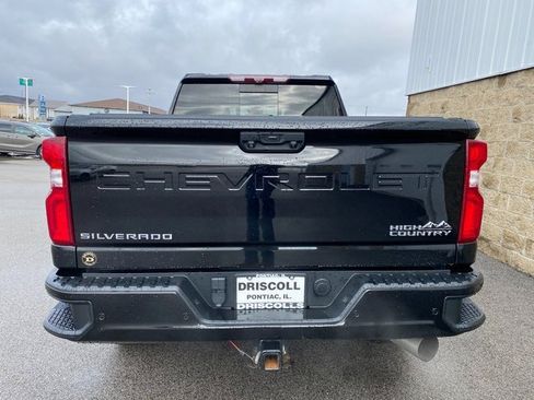 Used 2021 Chevrolet Silverado 2500 High Country image 6