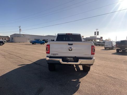 Used 2022 RAM 2500 Laramie w/ Chrome Appearance Group image 4