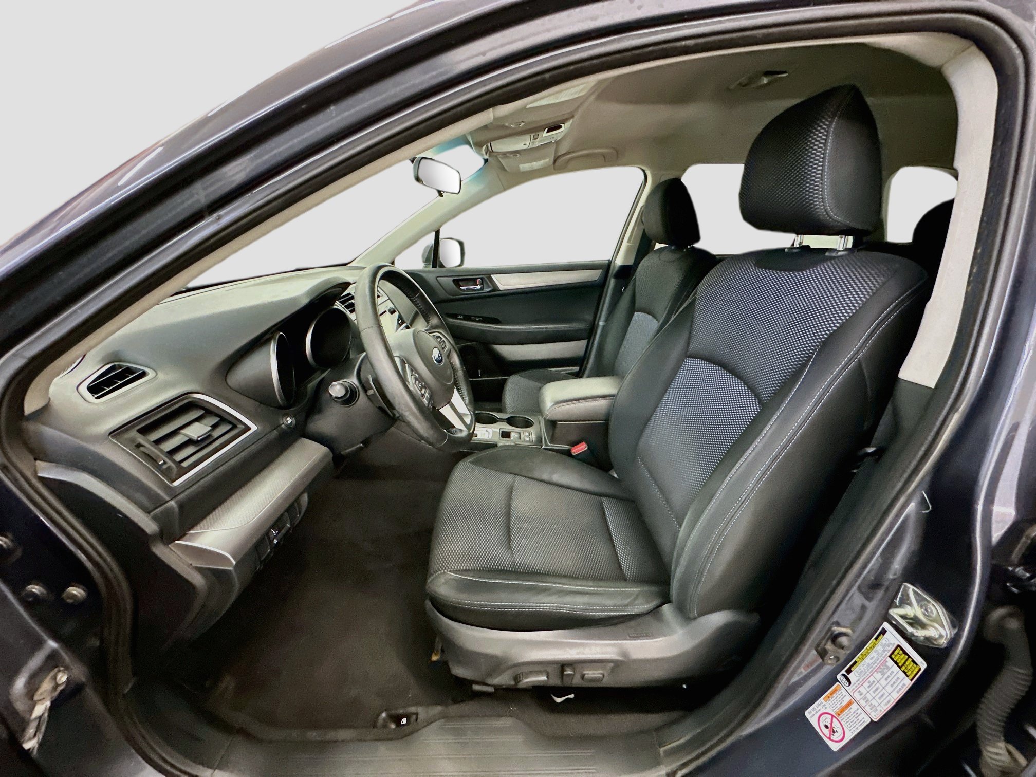 Used 2015 Subaru Outback 2.5i Premium AWD/4WD image 13