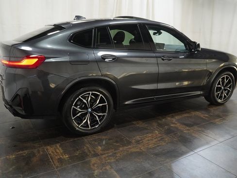 Used 2024 BMW X4 M40i w/ Premium Package image 3