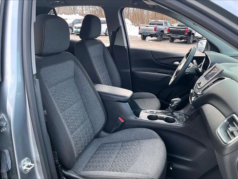 Used 2024 Chevrolet Equinox LT image 11