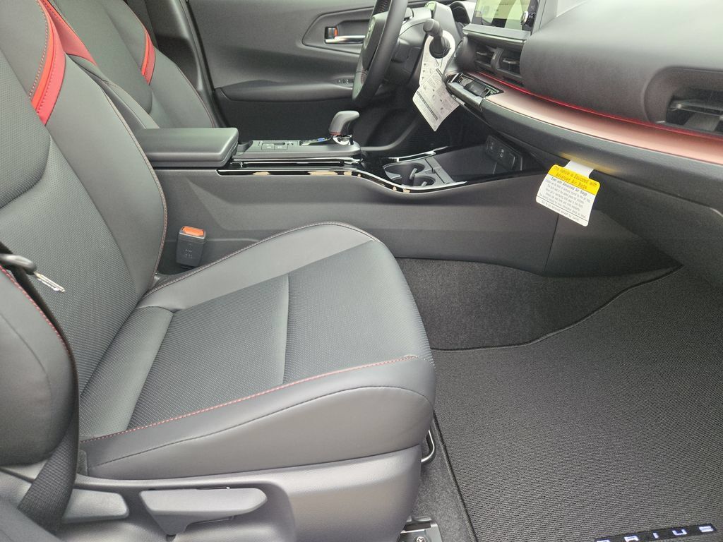New 2026 Toyota Prius Plug-In Hybrid FWD image 12