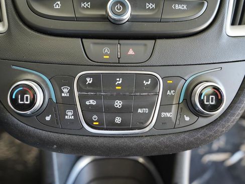 Used 2025 Chevrolet Malibu LT image 20