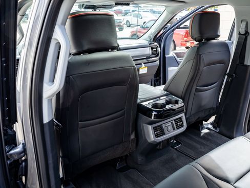 Used 2024 Ford F250 Lariat w/ Lariat Ultimate Package image 33