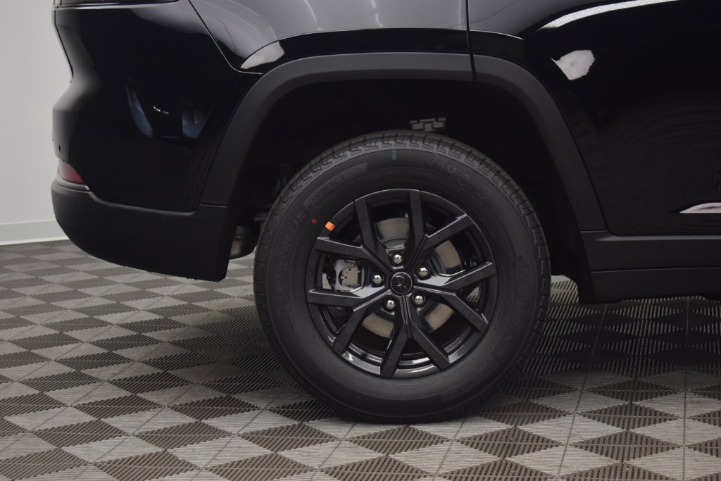 New 2027 Jeep Grand Cherokee 4WD image 8