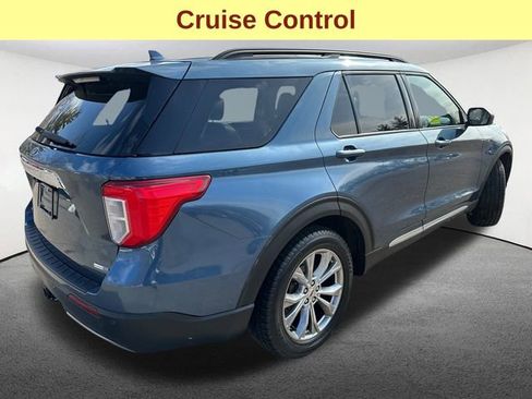 Used 2020 Ford Explorer XLT w/ Equipment Group 202A image 10