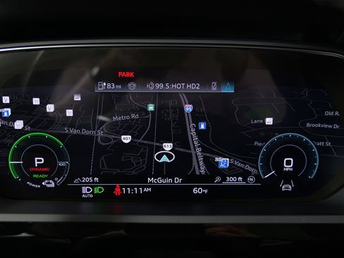 Used 2024 Audi Q8 e-tron Premium Plus w/ Premium Plus Package image 45