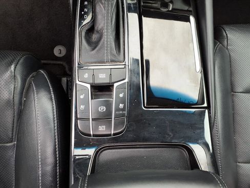 Used 2018 Kia Cadenza Technology FWD image 23