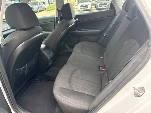 Used 2018 Kia Optima LX FWD image 6