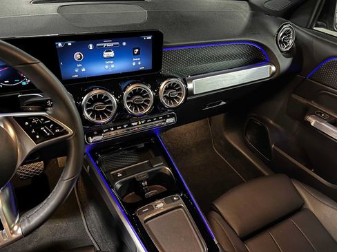 Certified 2026 Mercedes-Benz GLB 250 4MATIC image 34