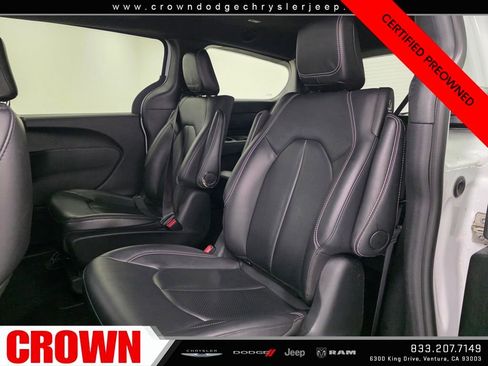 Certified 2024 Chrysler Pacifica Limited FWD image 20