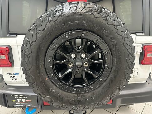 Used 2023 Jeep Wrangler Unlimited Rubicon 4xe image 16