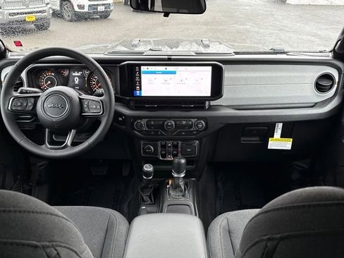 New 2026 Jeep Gladiator Sport image 9