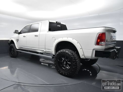 Used 2017 RAM 2500 Limited AWD/4WD image 5