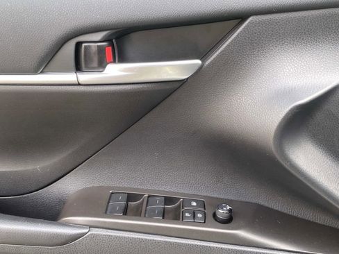 Used 2023 Toyota Camry LE image 14