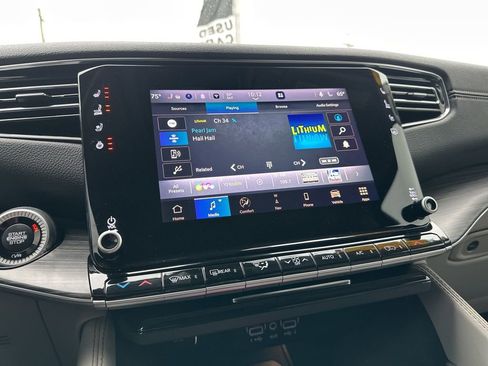 Used 2023 Jeep Wagoneer Series III w/ Preferred Equipment Group image 56