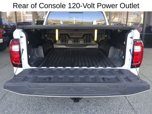 Used 2024 GMC Canyon Elevation w/ Convenience Package image 33