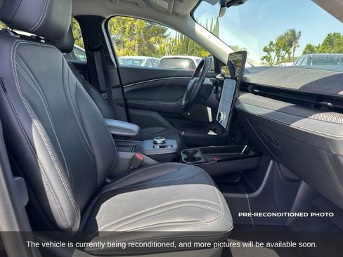 Used 2024 Ford Mustang Mach-E Premium image 13