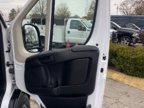Used 2021 RAM ProMaster 2500 image 19