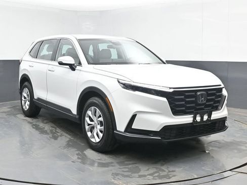 Used 2023 Honda CR-V LX image 2