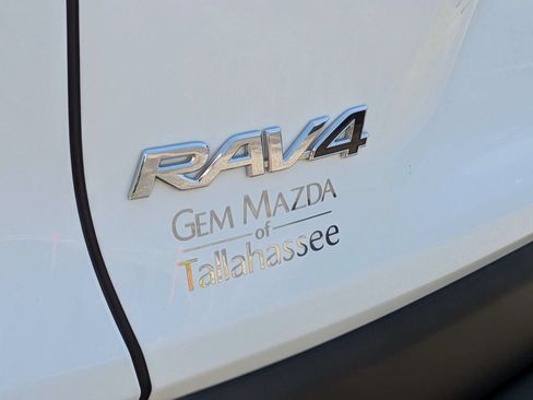 Used 2024 Toyota RAV4 XLE w/ Convenience Package FWD image 14