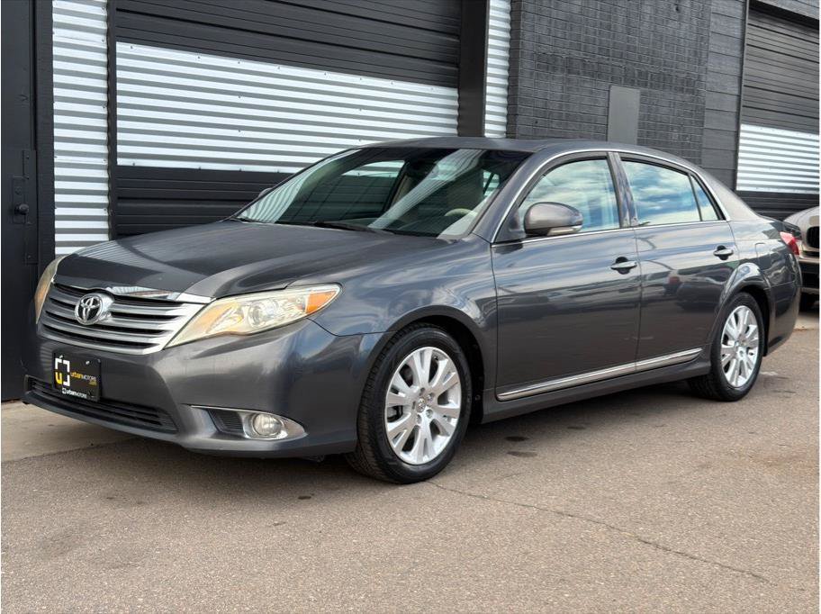 Used 2011 Toyota Avalon FWD image 5