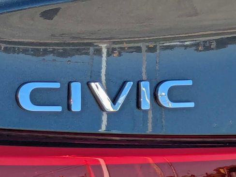 Certified 2023 Honda Civic Sport image 12