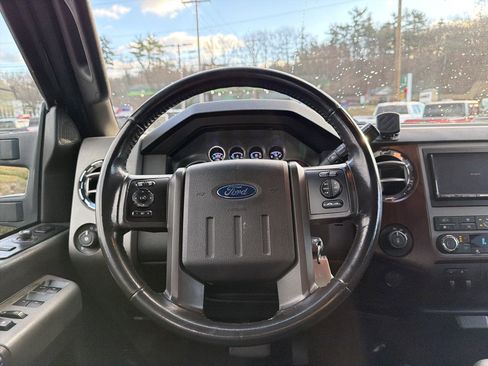 Used 2011 Ford F350 Lariat w/ Lariat Interior Pkg image 14