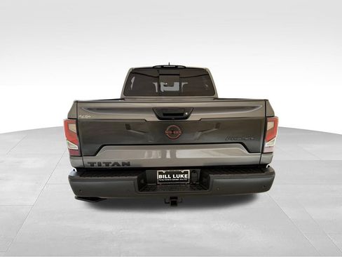 Used 2024 Nissan Titan PRO-4X w/ Pro-4x Convenience Package AWD/4WD image 11