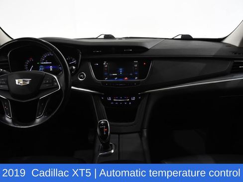Used 2019 Cadillac XT5 Luxury AWD/4WD image 8