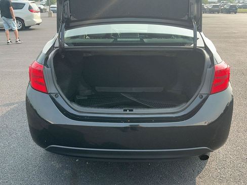 Used 2018 Toyota Corolla XLE FWD image 9