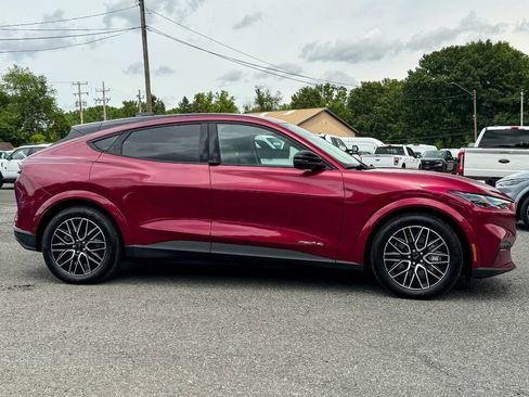 Used 2025 Ford Mustang Mach-E Premium AWD/4WD image 2