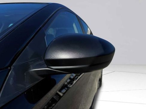 Used 2025 Nissan Altima 2.5 SV FWD image 54