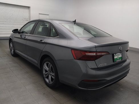 Used 2024 Volkswagen Jetta SE FWD image 5