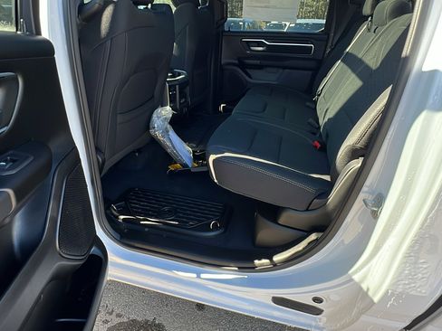 New 2026 RAM 1500 Big Horn AWD/4WD image 20