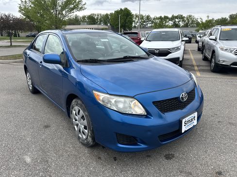 Used 2010 Toyota Corolla FWD image 2