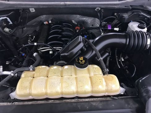 Used 2019 Ford F150 Lariat image 36