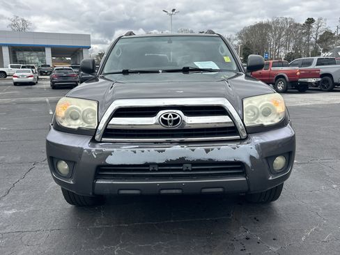 Used 2008 Toyota 4Runner SR5 image 3