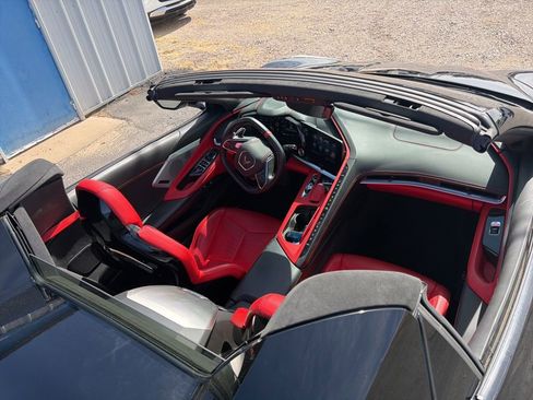 Used 2021 Chevrolet Corvette Stingray Premium Conv w/ Z51 Performance Package RWD image 42