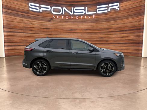 Used 2021 Ford Edge ST w/ Cargo Accessory Package AWD/4WD image 8