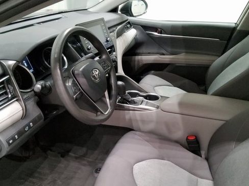 Used 2022 Toyota Camry LE image 42