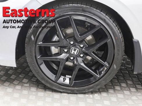Used 2025 Honda Civic Sport image 31