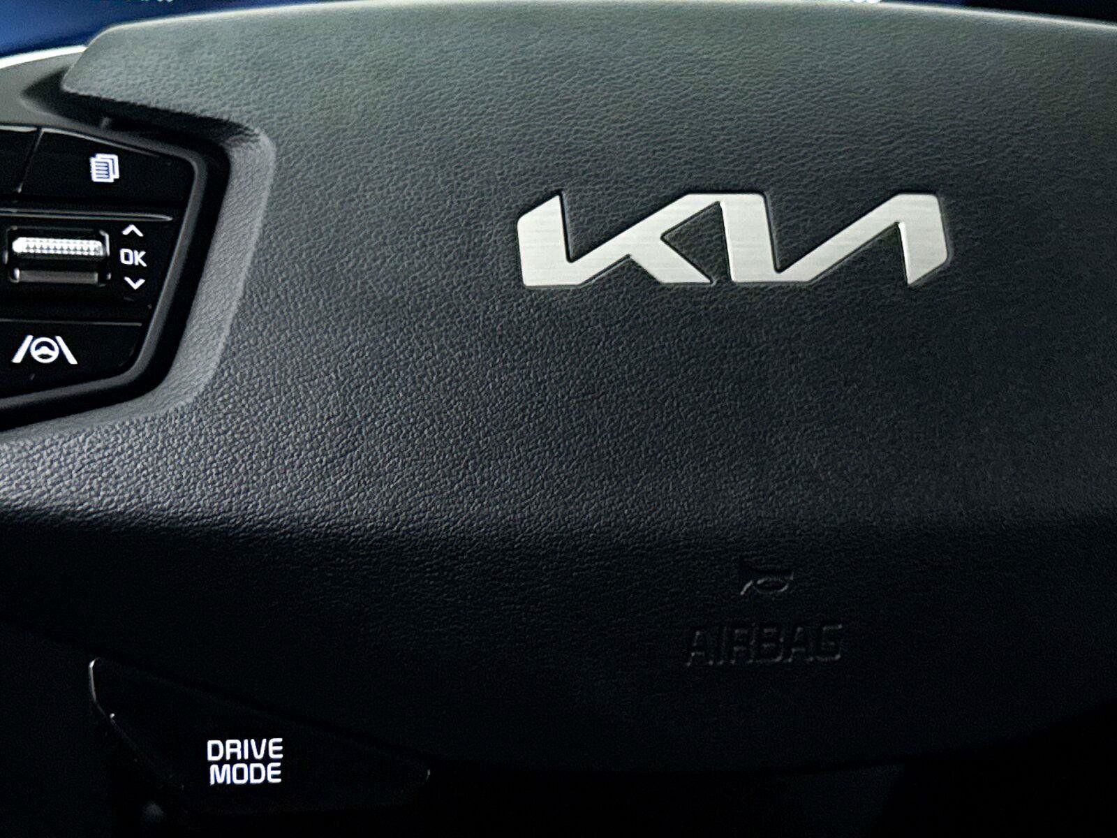 Used 2024 Kia EV6 Wind w/ Wind Technology Package AWD/4WD image 10