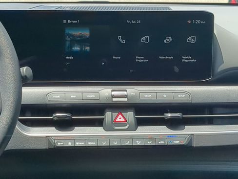 New 2025 Kia K4 LXS image 15