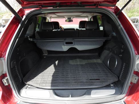 Used 2013 Jeep Grand Cherokee Overland image 24